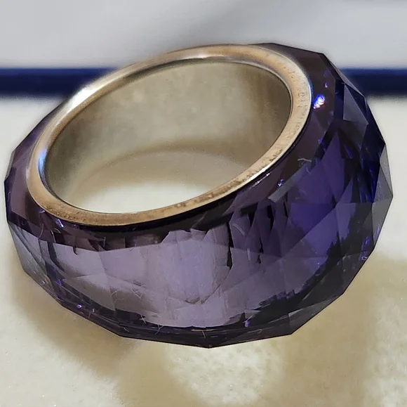 Swarovski Rhodium Plated Crystal Nirvana Purple Velvet Ring Size 7 - Picture 6 of 13
